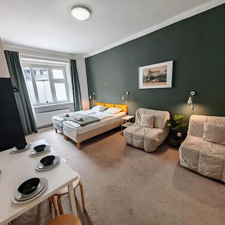 Appartement In Zizkov -301- Prague