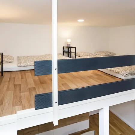 Luxury Near The Downtown Apartment
