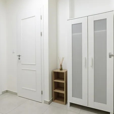 Luxury Near The Downtown Apartment *