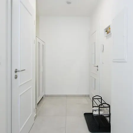 Apartment Luxury Near The Downtown Prague