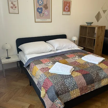 Chic Retreat On Skorepka Street * Prague