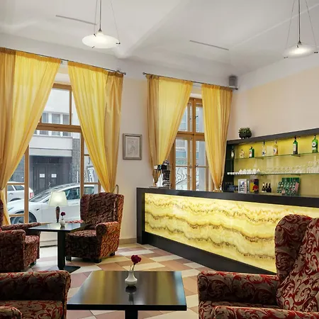 Szálloda Ea Embassy 4*