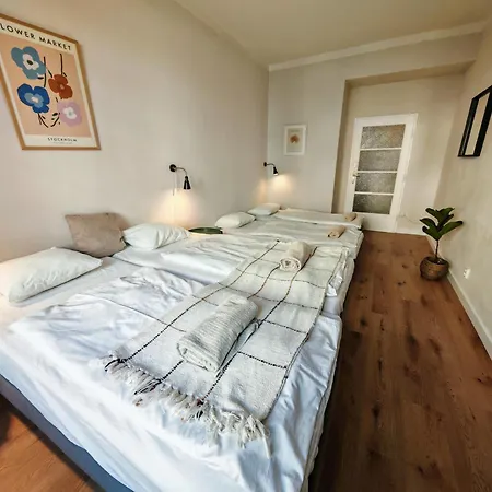 Apartamento Flat In Zizkov -102-