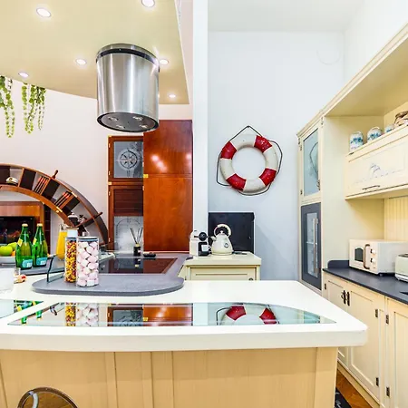 Apartment Luxury Yacht-style Old Town Prague