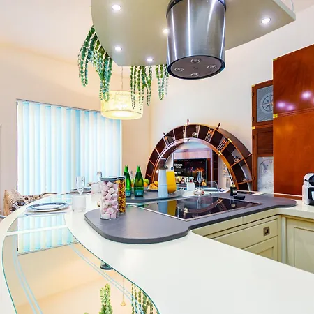 Apartment Luxury Yacht-style Old Town Prague