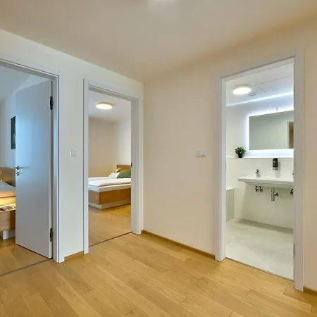 Downtown Andel Aparthotel Prag