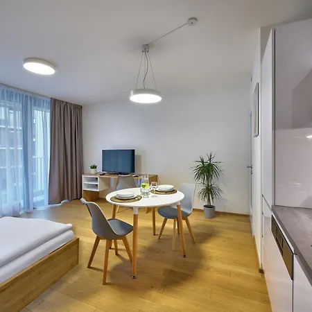 Aparthotel Downtown Andel 4*