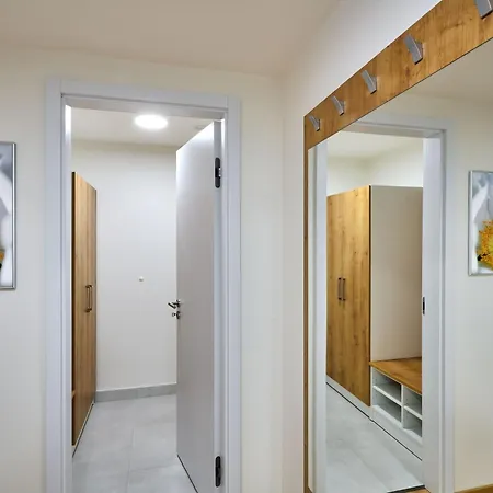 Downtown Andel Aparthotel Prag