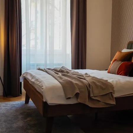 Rasinovo Nabrezi - Riverside Aparthotel Praha