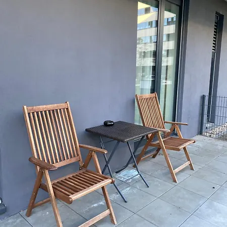 Apartment Holesovice Parking