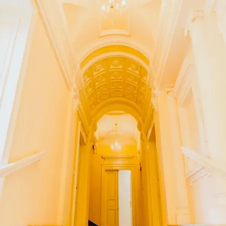 New Design Right Next Wenceslas Square Apartment *