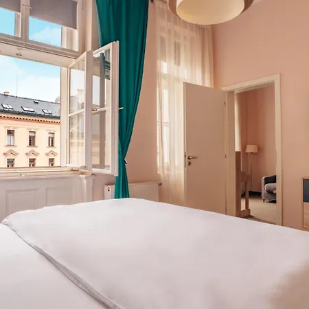 Boutique Klarov 4*