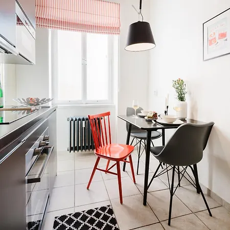 Apartment Days - 1bdr - Workspace - Netflix - New Town