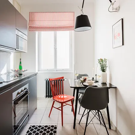 Apartment Days - 1bdr - Workspace - Netflix - New Town Prague