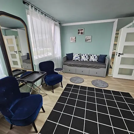 Westfield Apartment