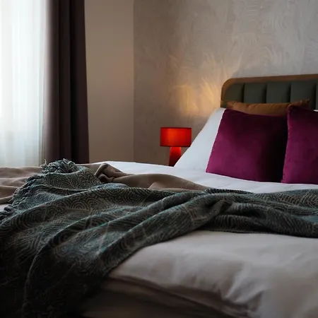 Rasinovo Nabrezi - Riverside Aparthotel 4*