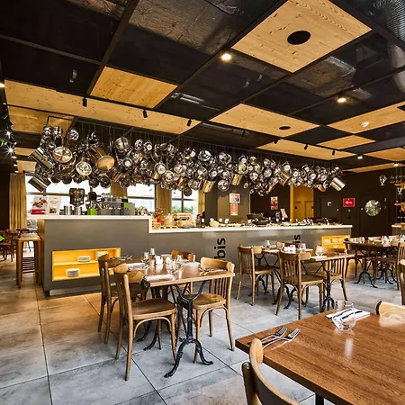 宜必思普拉哈文策斯劳斯广场酒店 酒店
