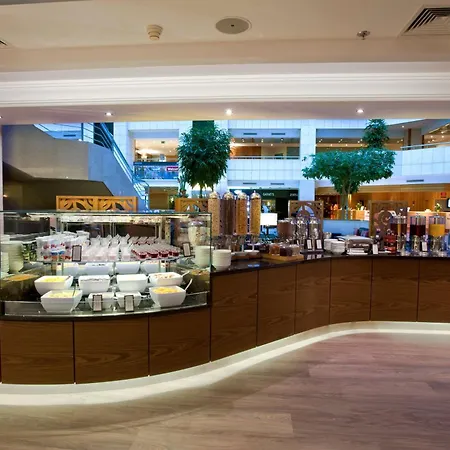 Hilton Hotel 5*