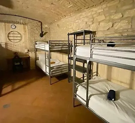 Hostel Alba *