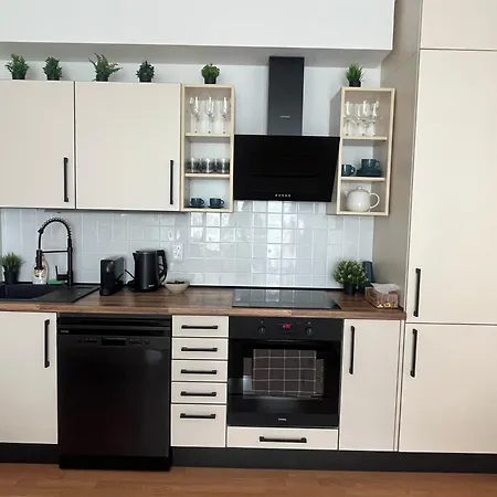 Family Arena Apartment Prague