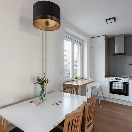 Sports District 2 Bedroom *