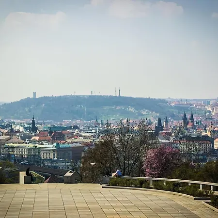 Bright Studio, 10min Centre, Free Parking Appartamento Praga