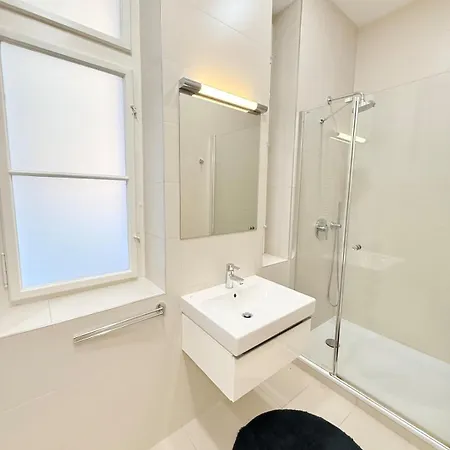 Apartment Riverside N22 Prague