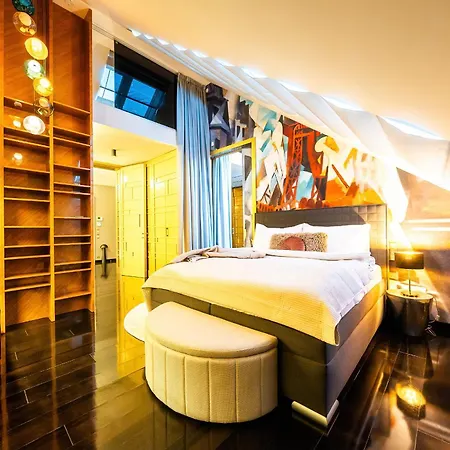 Billionaires Boutique & Premium Suites, Old Town * Prag