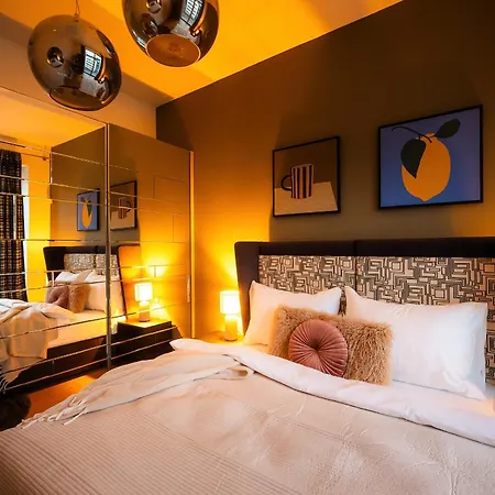 Apartment Billionaires Boutique & Premium Suites, Old Town