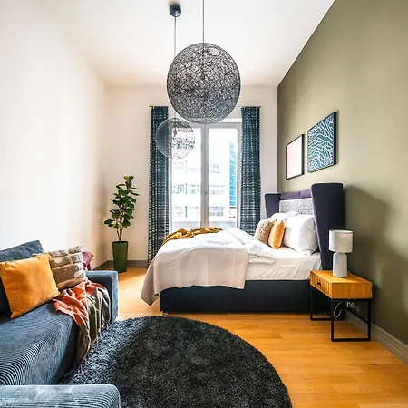 Billionaires Boutique & Premium Suites, Old Town Apartment