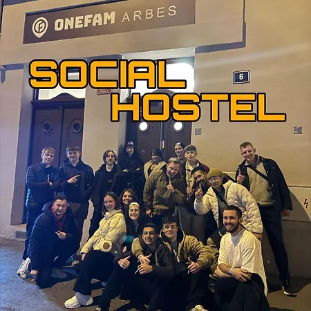 Hostel Onefam Arbes *