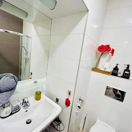 Luxury And Cozy Vinohrady Apartment *