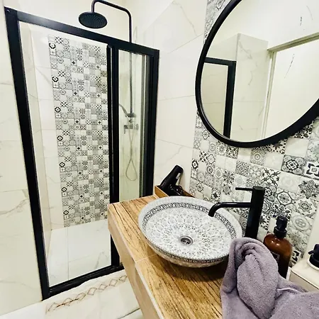 New Luxury Style In Apartment Prague