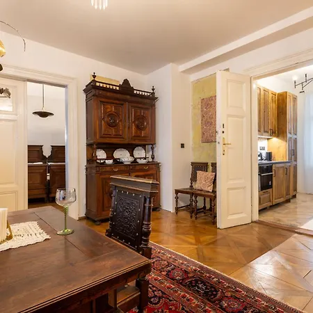 Apartment King'S Royal Apartments In City Centre Prague