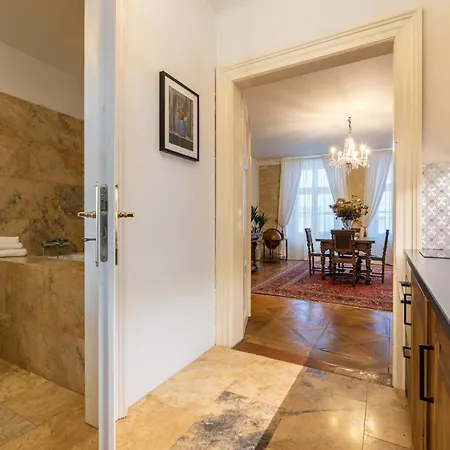King'S Royal Apartments In City Centre * Prague