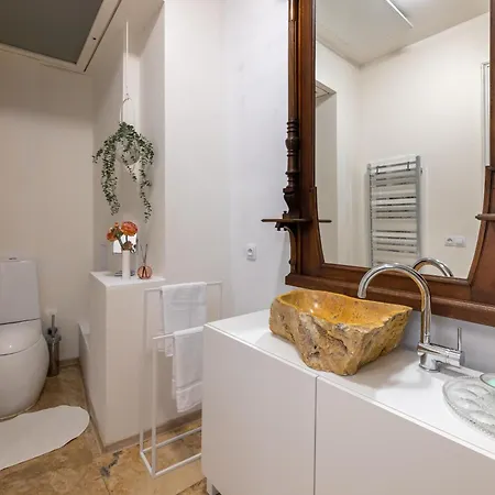 King'S Royal Apartments In City Centre Apartment *