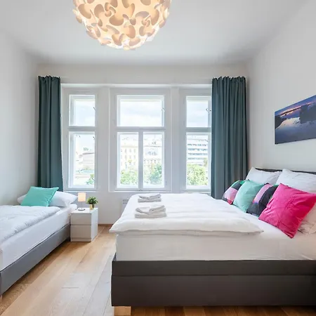 Tesnov Apartment