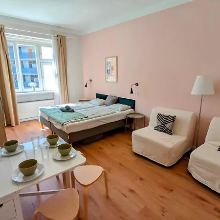 Appartement Flat In Zizkov -401- *