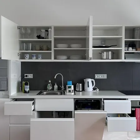 Modern And New Close To Downtown Prague