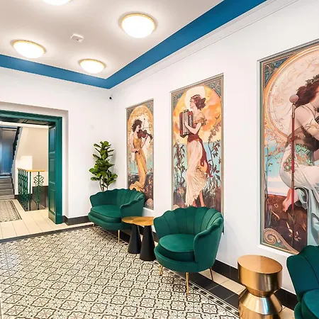 Accordion Boutique & Premium Hotel 4*