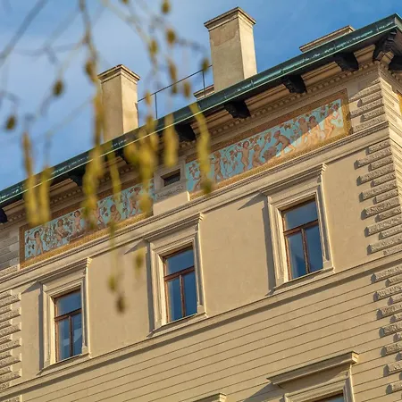 Sunny Luxury Grebovka Apartment Prague
