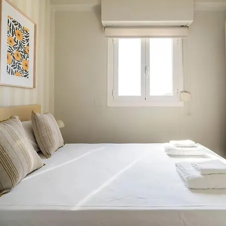 Apartment Elegante Con 3 Letti A *