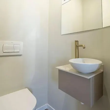 Elegante Con 3 Letti A Apartment *
