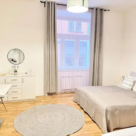 New! Romantic Apartment! In Centre! Florence! Apartment