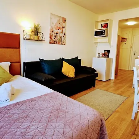 Live Apartment