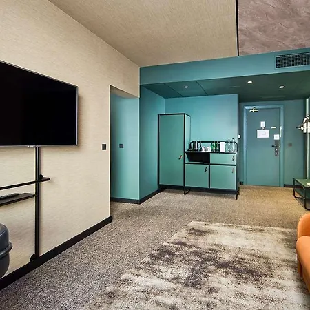 Hotel Novotel Wenceslas Square 4*