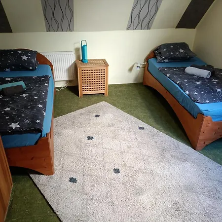 Devils Peak Homestay Prague