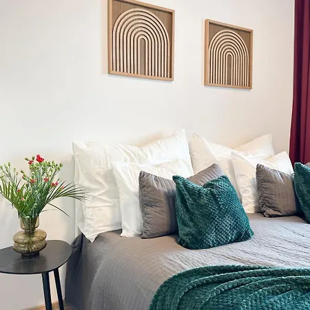 Real Living By Refa Balcony Retreat 75 아파트 *