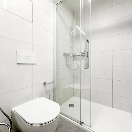 Real Living By Refa Balcony Retreat 75 아파트