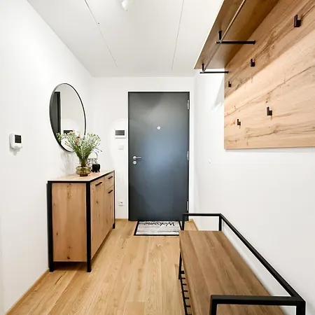 Real Living By Refa Balcony Retreat 75 아파트 프라하